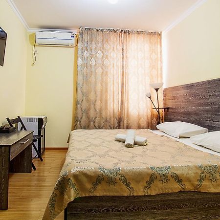Bereket Hotell Astana Exteriör bild