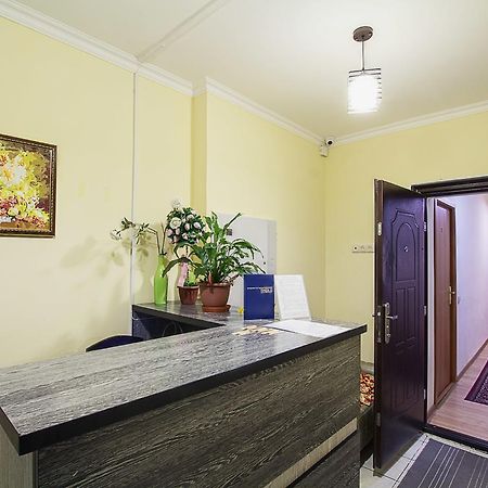 Bereket Hotell Astana Exteriör bild